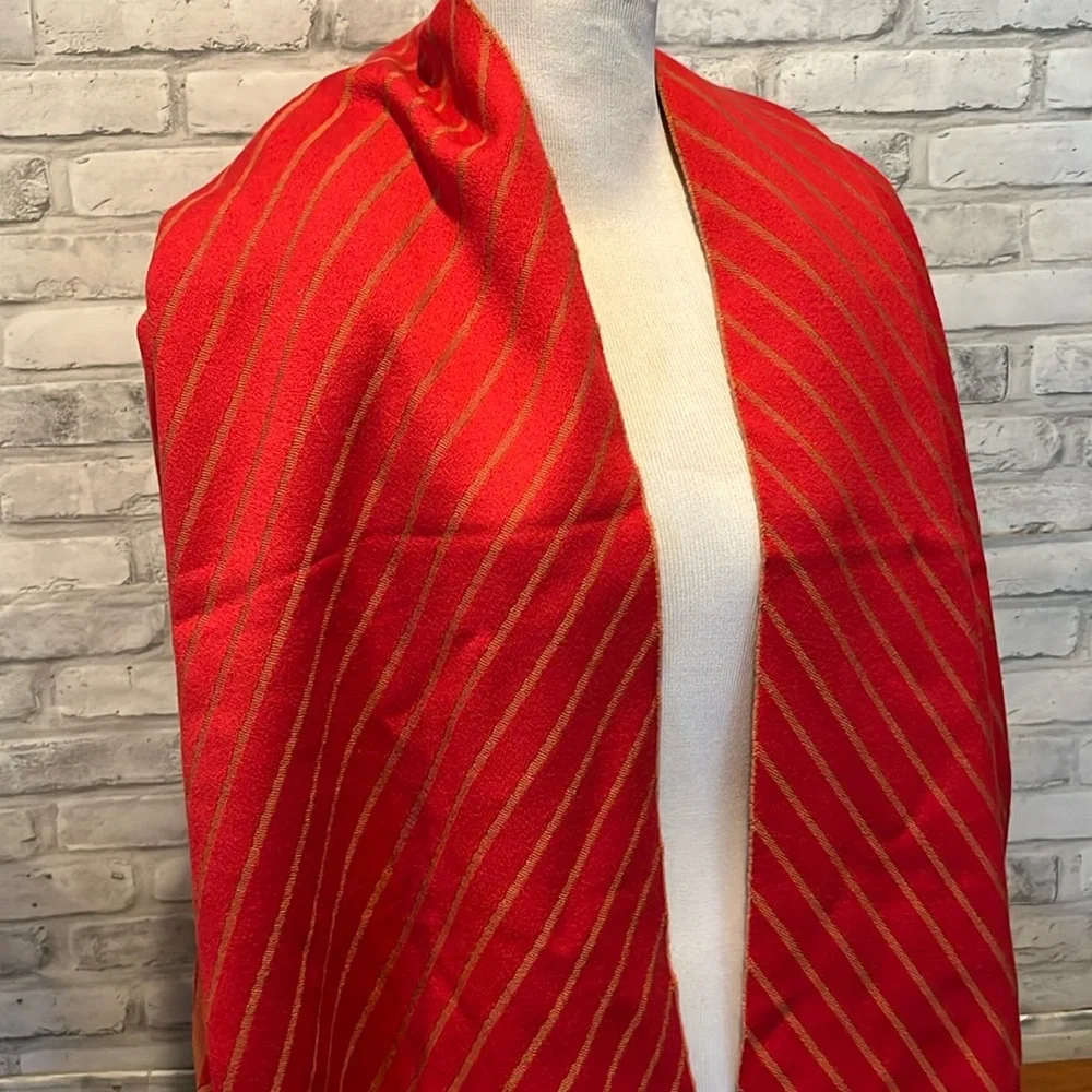 Ceechi e Ceechi 100% wool blanket scarf wrap chevron stripe red orange fringe